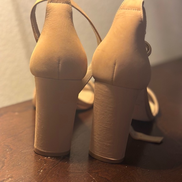 NWT Carolinne Nubuck Leather Ankle Strap Heels size 10 - Picture 8 of 10